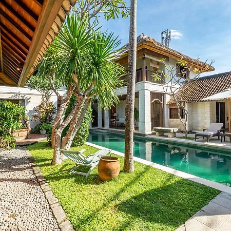 Villa Angsa By Nakula Sanur Exteriör bild